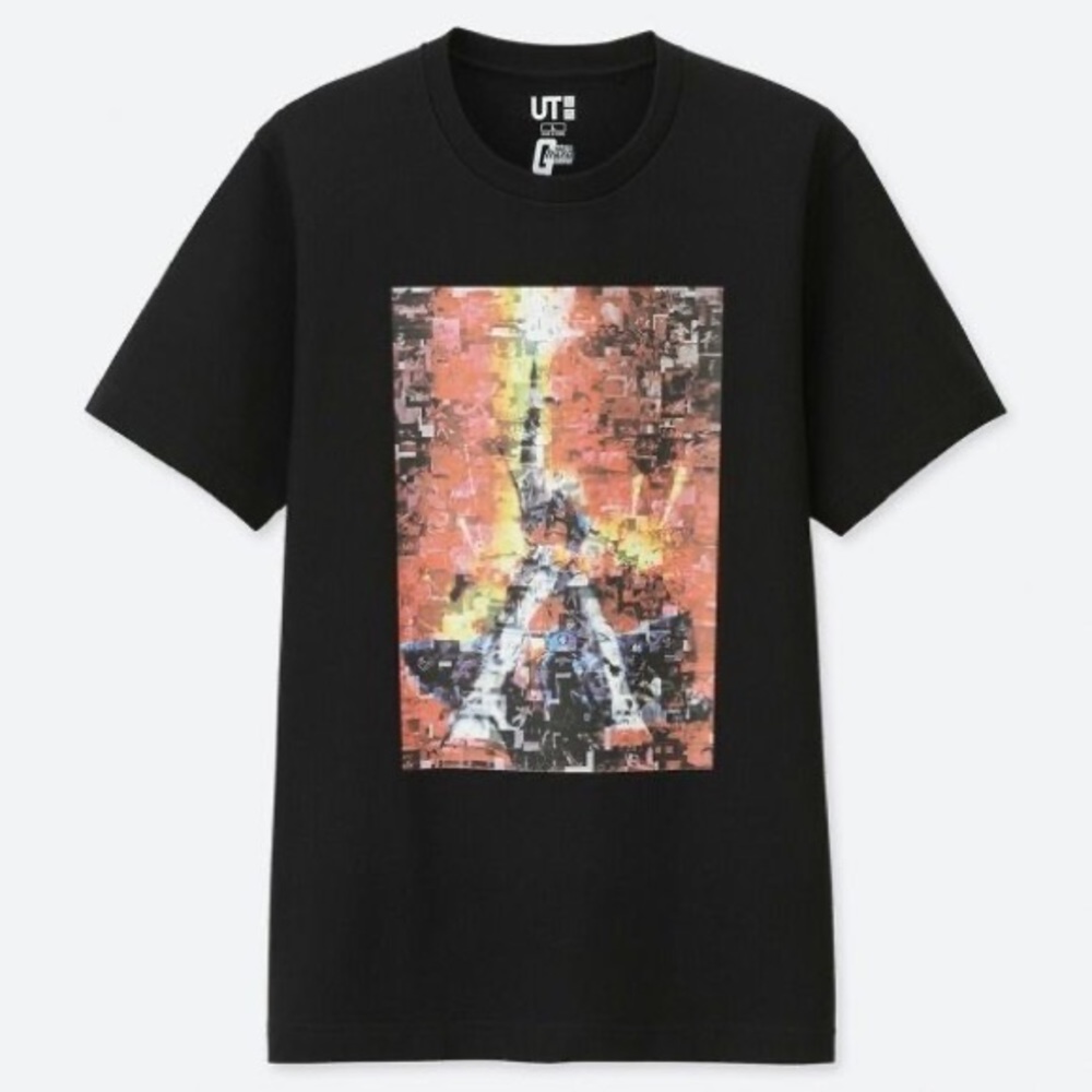 Uniqlo Gundam 40th Anniversary Men's T-Shirt Small